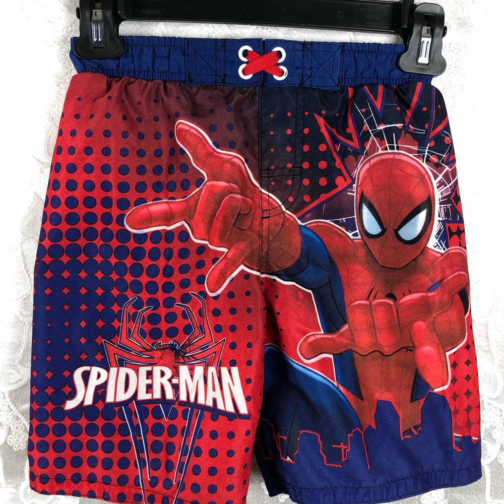 Marvel Spider Man Short Size 7.